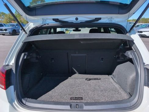 Used 2019 Volkswagen Golf R 4-Door image 29