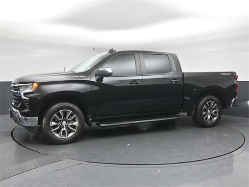 Used 2023 Chevrolet Silverado 1500 LT image 4