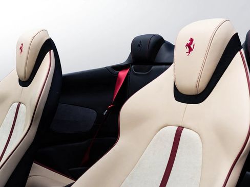 Certified 2025 Ferrari Roma Spider RWD image 47