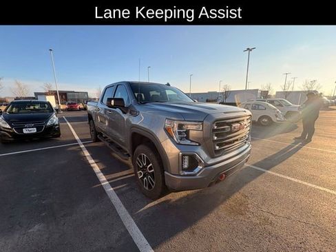 Used 2019 GMC Sierra 1500 AT4 w/ AT4 Premium Package image 3