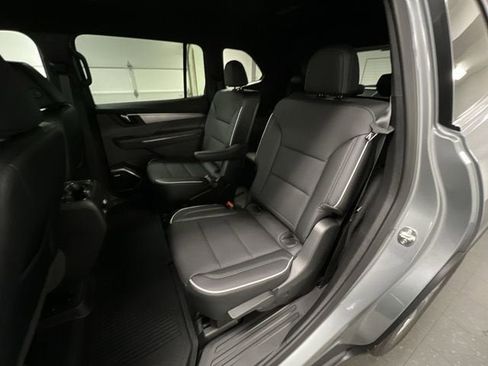 New 2026 Buick Enclave Preferred w/ Power Package image 25