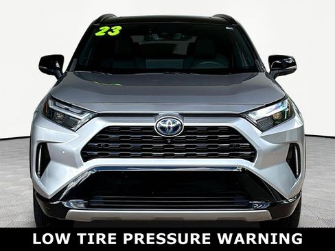 Used 2023 Toyota RAV4 XSE AWD/4WD image 2