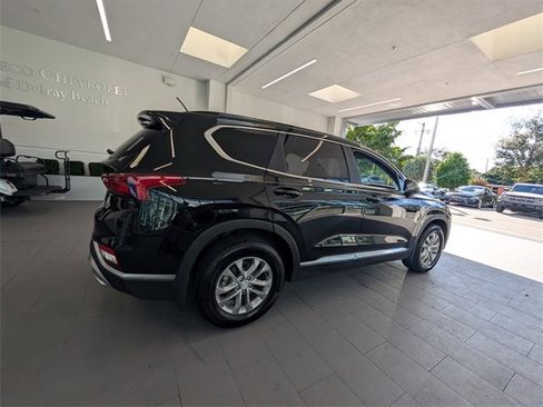 Used 2020 Hyundai Santa Fe SE image 13