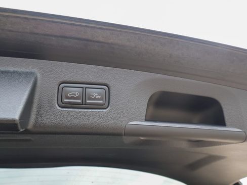 Used 2025 Kia Telluride S FWD image 6