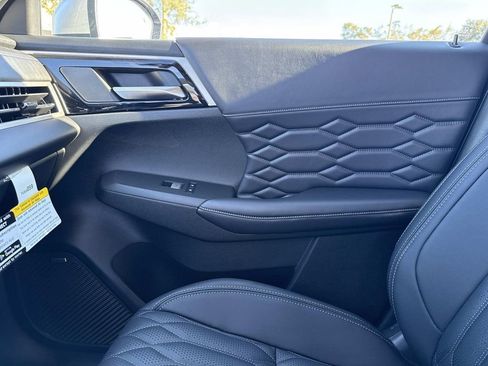 New 2026 Mitsubishi Outlander SEL FWD image 26
