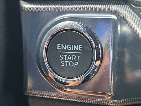 Used 2025 Ford F150 Raptor AWD/4WD image 21