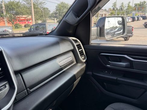 Used 2022 RAM 1500 Big Horn w/ Night Edition AWD/4WD image 24