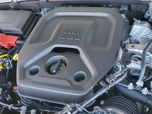 New 2026 Jeep Wrangler Unlimited Rubicon image 21