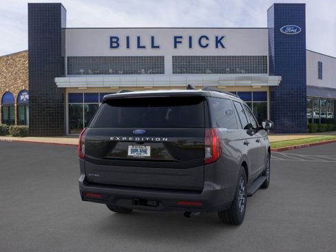 New 2025 Ford Expedition Active image 8