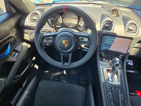 Certified 2023 Porsche 718 Cayman GT4 RWD image 14