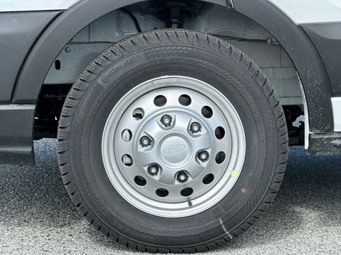 New 2026 Ford Transit 250 148 High Roof RWD image 23