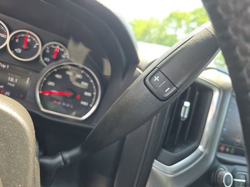 Used 2022 Chevrolet Silverado 1500 LT image 29