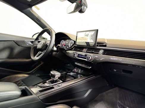 Used 2022 Audi S5 Premium Plus image 11