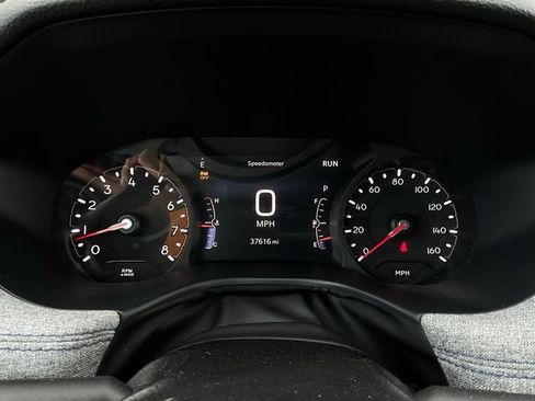 Used 2025 Jeep Compass Latitude AWD/4WD image 37