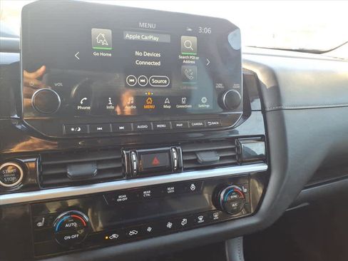 Certified 2024 Nissan Pathfinder SL image 14