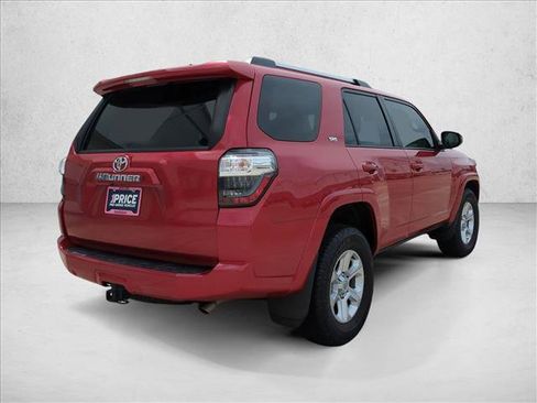 Used 2022 Toyota 4Runner SR5 image 5