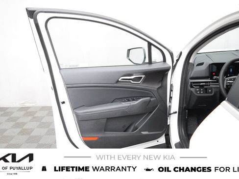 New 2026 Kia Sportage EX AWD/4WD image 9