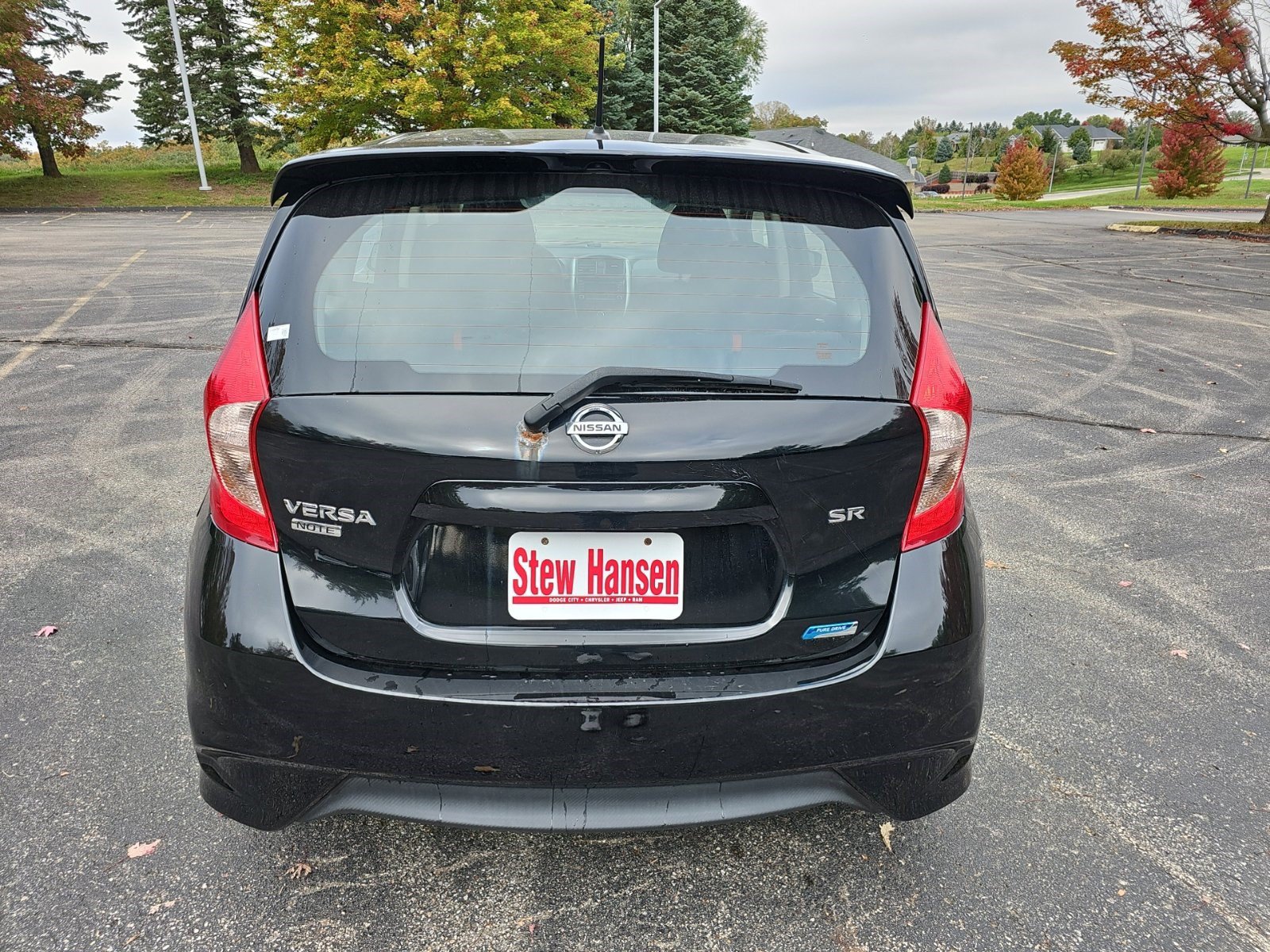 Used 2016 Nissan Versa Note SR w/ SR Tech Package FWD image 5