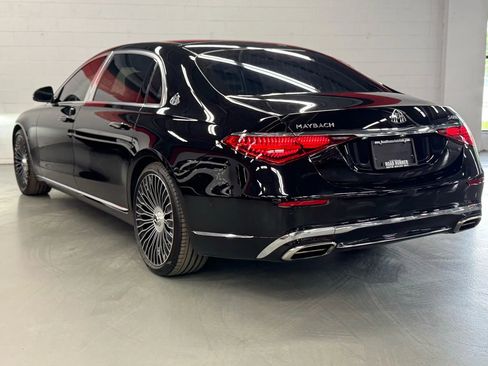 Used 2023 Mercedes-Benz Maybach S 680 4MATIC w/ Manufaktur Leather Package image 8