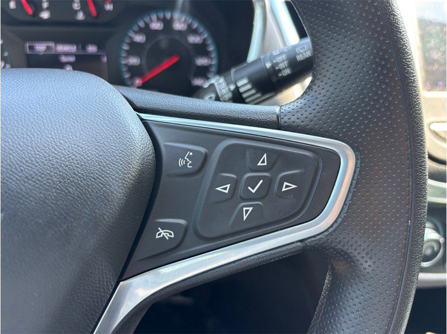Used 2023 Chevrolet Equinox LS FWD image 23