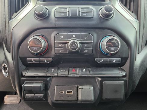 Used 2023 Chevrolet Silverado 2500 LT w/ Convenience Package AWD/4WD image 18