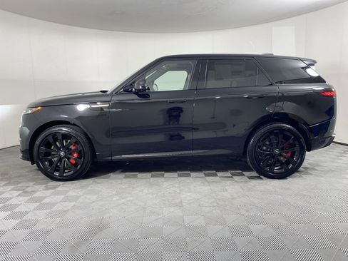 New 2025 Land Rover Range Rover Sport Dynamic SE image 2
