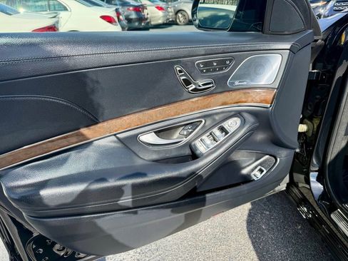 Used 2015 Mercedes-Benz S 550 4MATIC Sedan image 14
