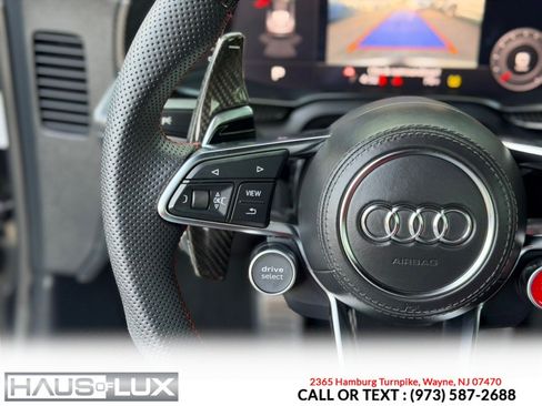 Used 2017 Audi R8 V10 w/ Carbon Exterior Package AWD/4WD image 31