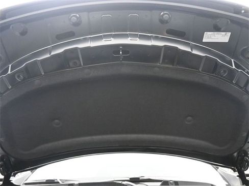 New 2025 GMC Acadia Denali w/ Super Cruise Package image 23