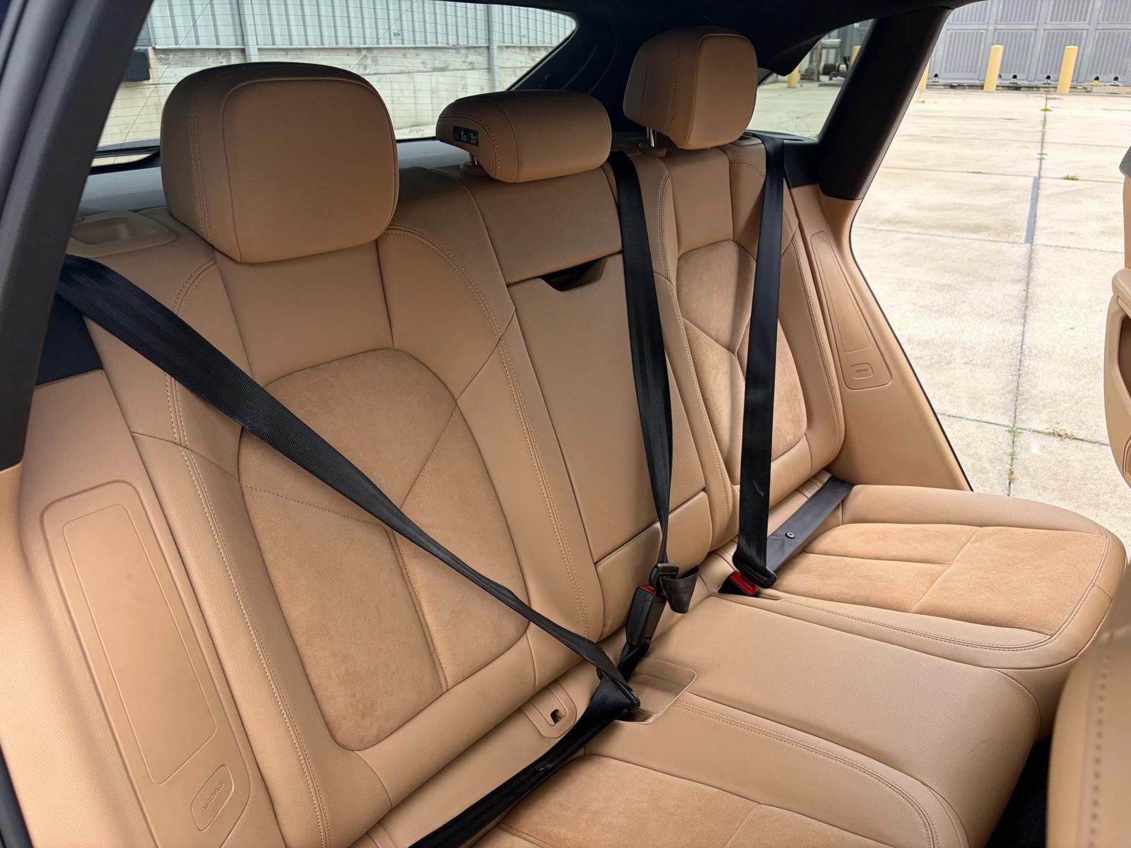 Used 2017 Porsche Macan S AWD/4WD image 35