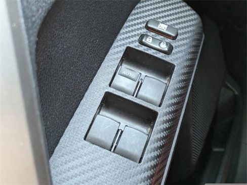 Used 2015 Toyota RAV4 LE image 26