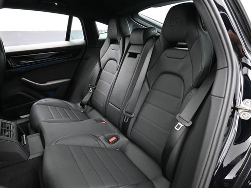 New 2025 Porsche Panamera 4 image 23