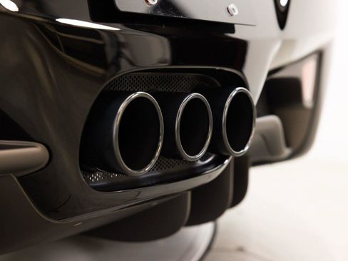 Certified 2015 Ferrari 458 Italia Coupe RWD image 41