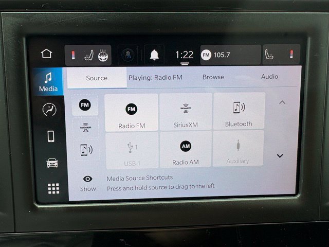 Used 2023 Chrysler Voyager LX FWD image 6