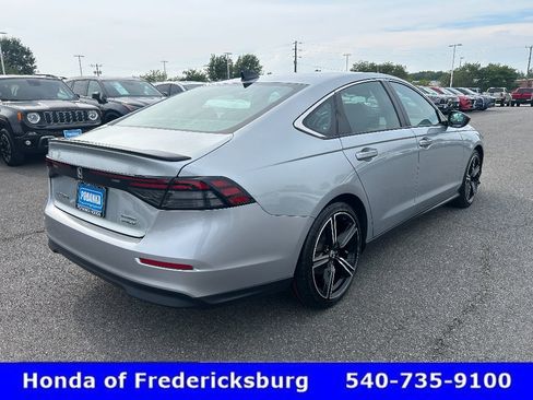Used 2024 Honda Accord Sport image 6