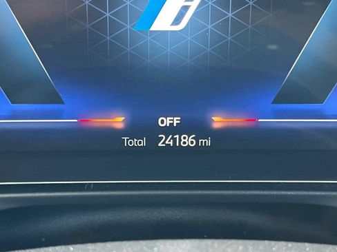Used 2023 BMW i4 eDrive35 RWD image 30