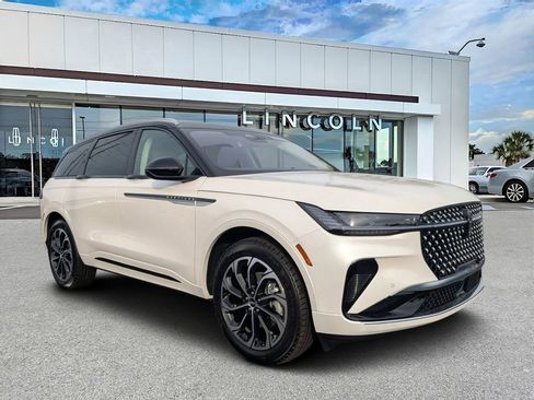New 2026 Lincoln Nautilus Reserve AWD/4WD image 1