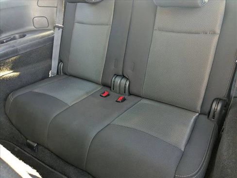 Used 2019 Nissan Pathfinder S image 18