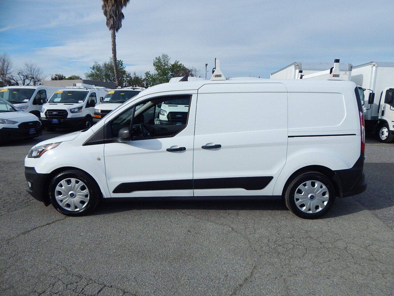 Used 2022 Ford Transit Connect XL FWD image 5
