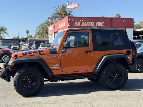 Used 2011 Jeep Wrangler Sport AWD/4WD image 3