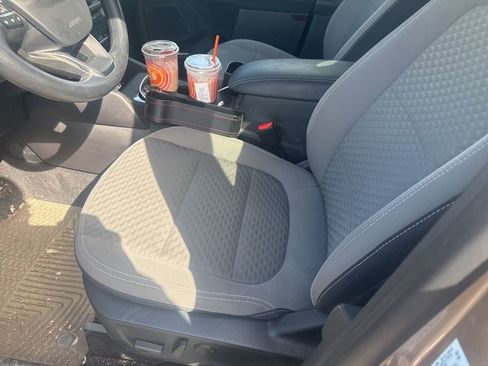 Used 2020 Ford Escape SE AWD/4WD image 11