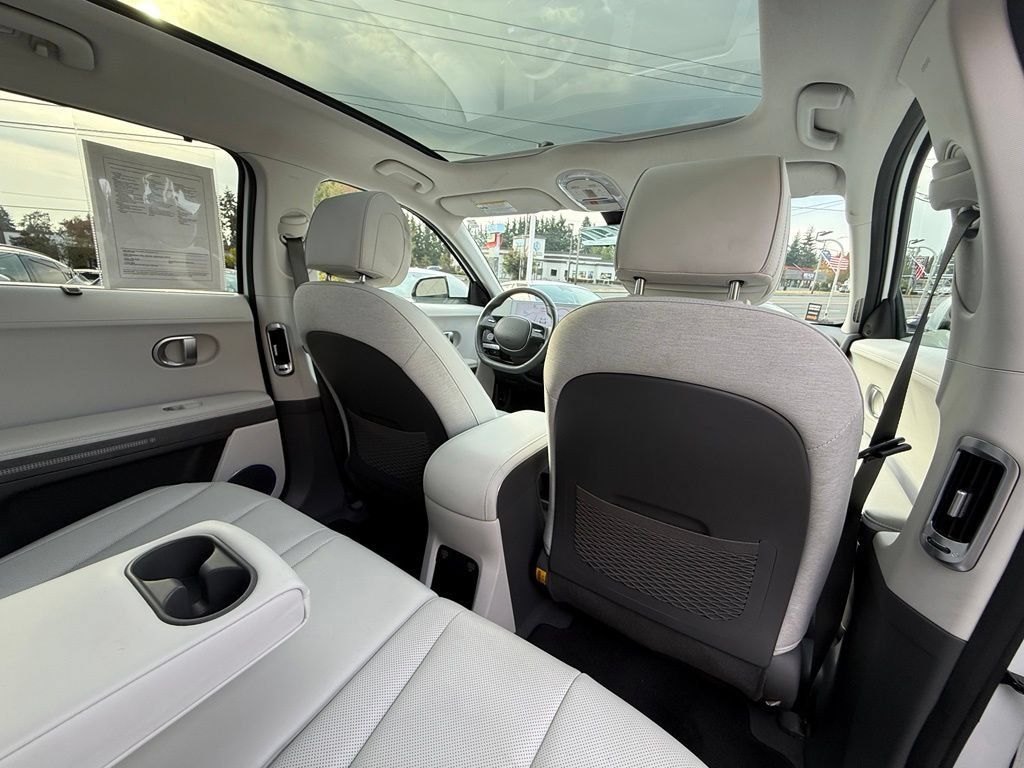 Certified 2024 Hyundai Ioniq 5 Limited RWD image 18
