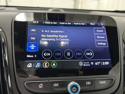 Used 2023 Chevrolet Equinox RS image 13