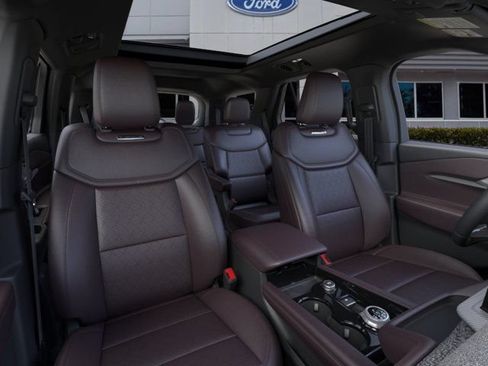 New 2026 Ford Explorer Platinum RWD image 10