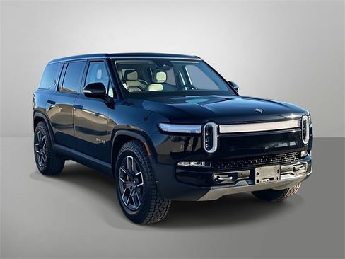 Used 2023 Rivian R1S Adventure image 24