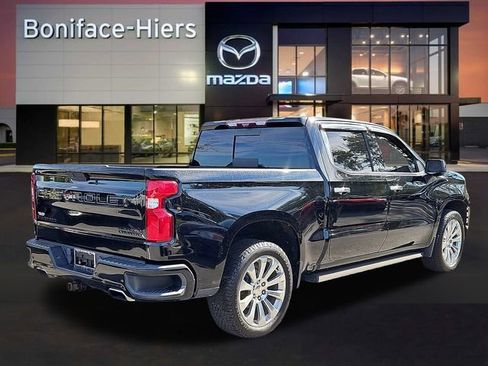 Used 2021 Chevrolet Silverado 1500 High Country w/ Technology Package image 4