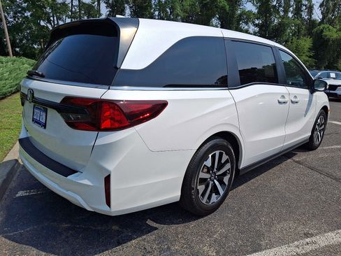 Certified 2025 Honda Odyssey EX-L image 6