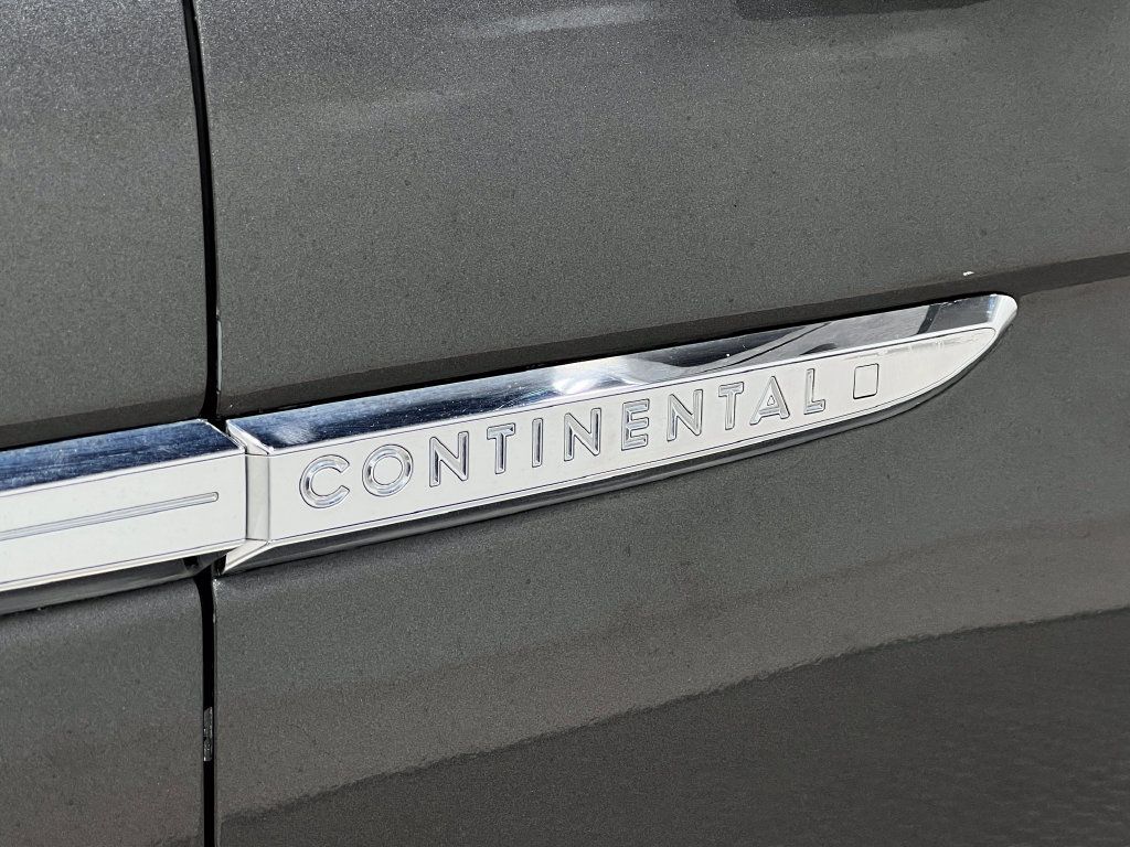 Used 2017 Lincoln Continental Reserve w/ Climate Package AWD/4WD image 43