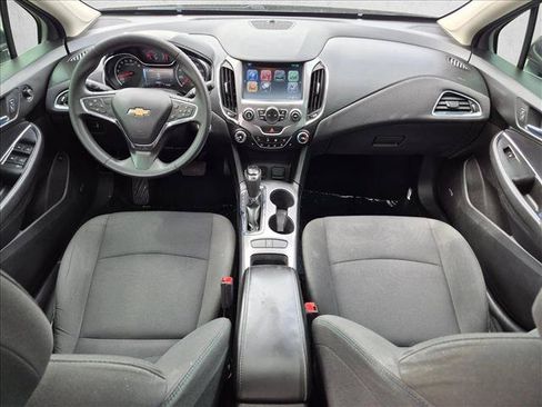 Used 2017 Chevrolet Cruze LT w/ Sun And Sound Package FWD image 15