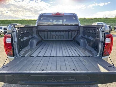 New 2026 GMC Canyon Elevation w/ LPO, Black Badging Package image 25